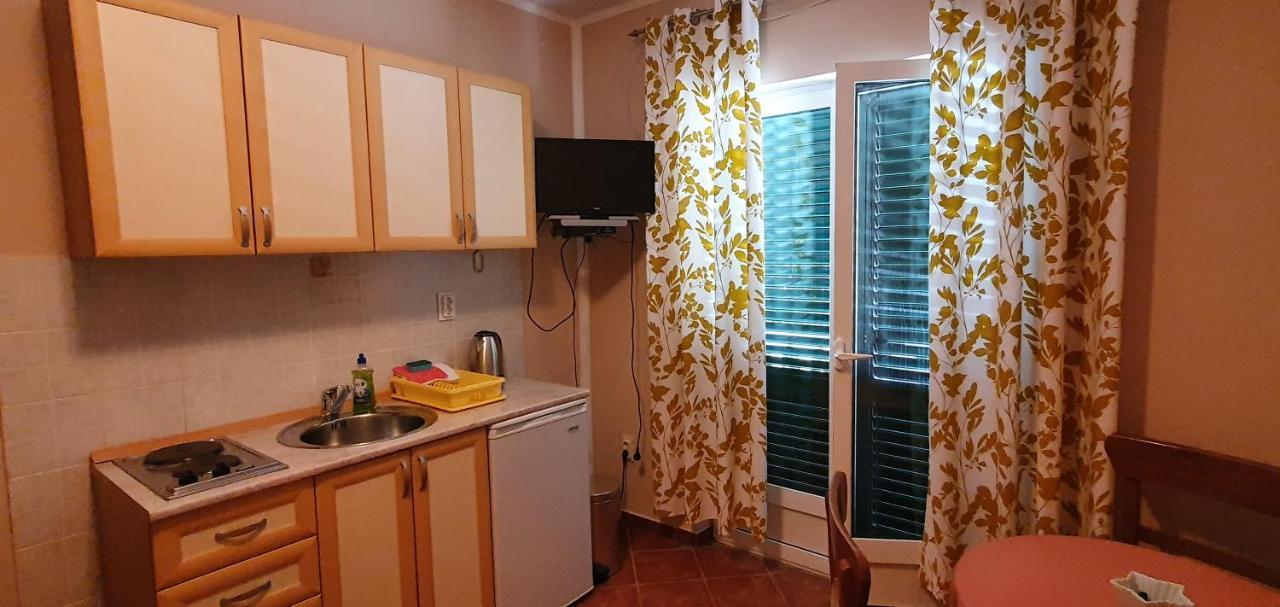 Lav Apartments Herceg Novi Exterior photo